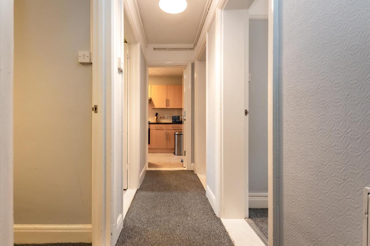 Best Price! Perfect Gunwharf Accommodation - 5 Single Beds Or Kingsize Free Parking 포츠머스 외부 사진